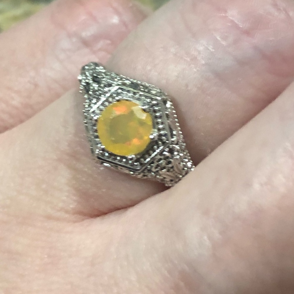 Antique style sterling silver ring size 7